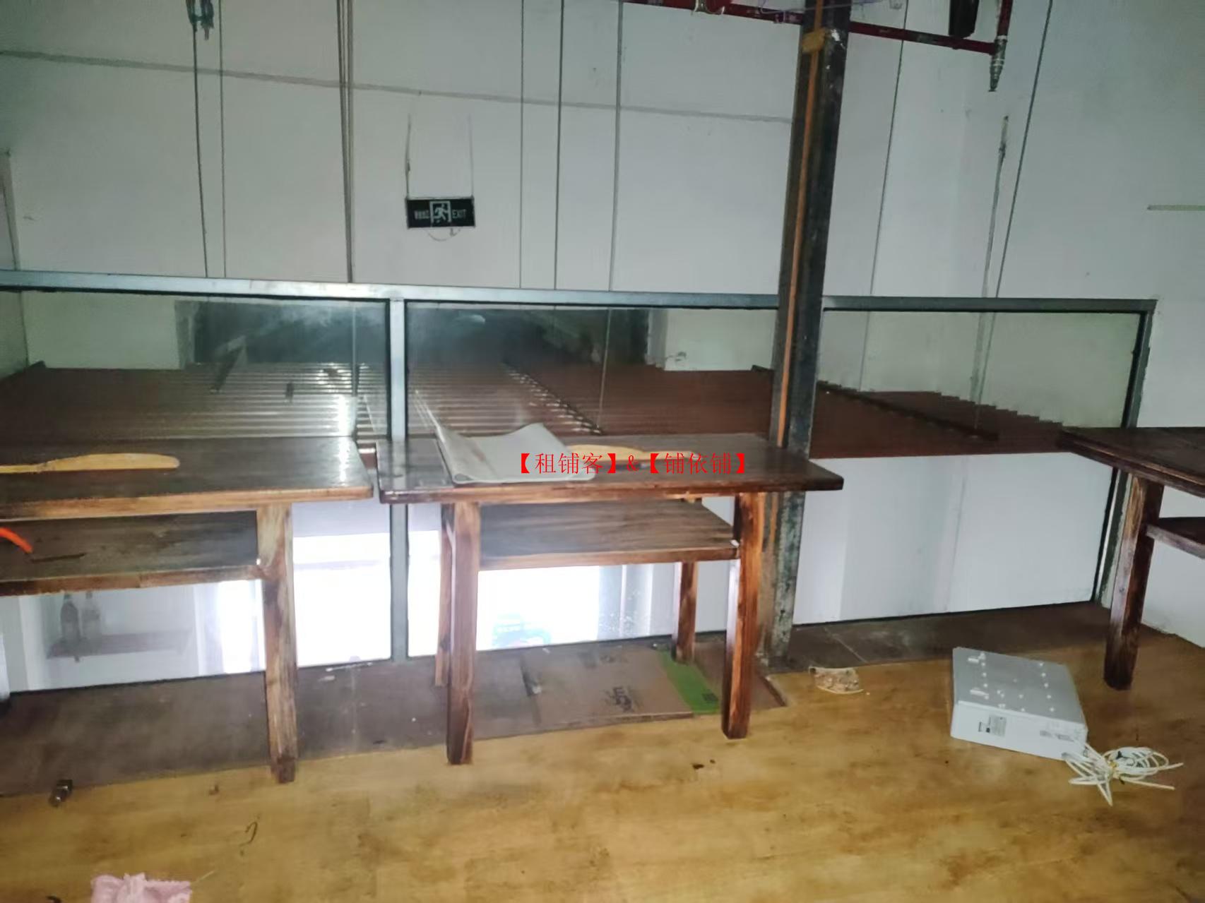 花果园L区临街门面房东直租无转让费